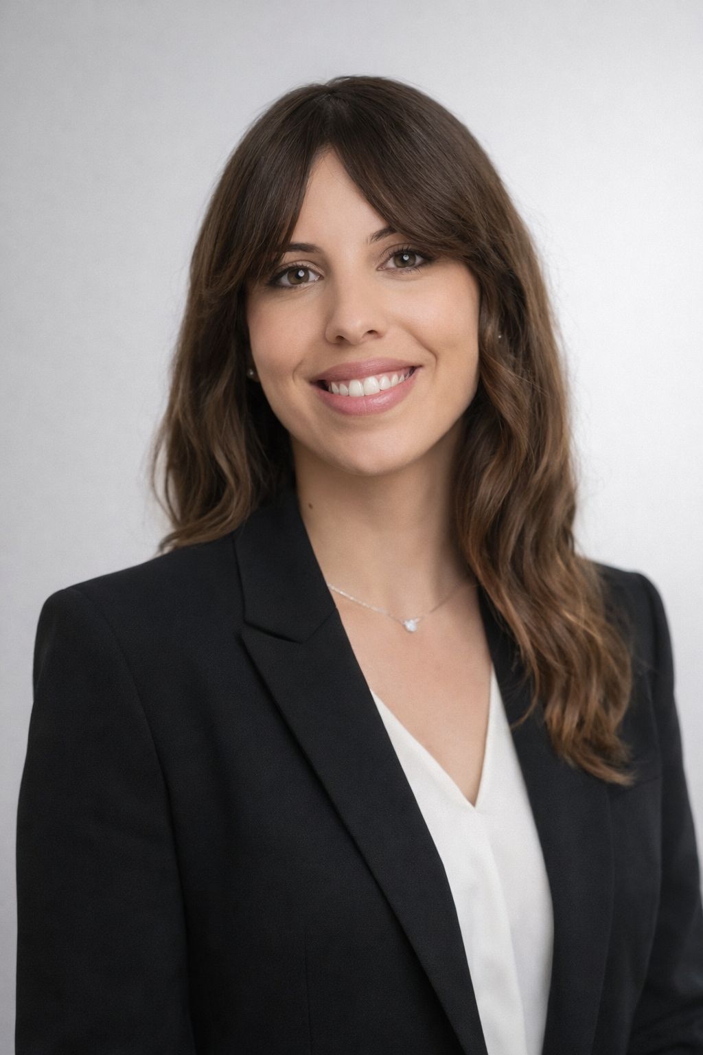 Andra, co-founder and event stylist at We Bloom Events